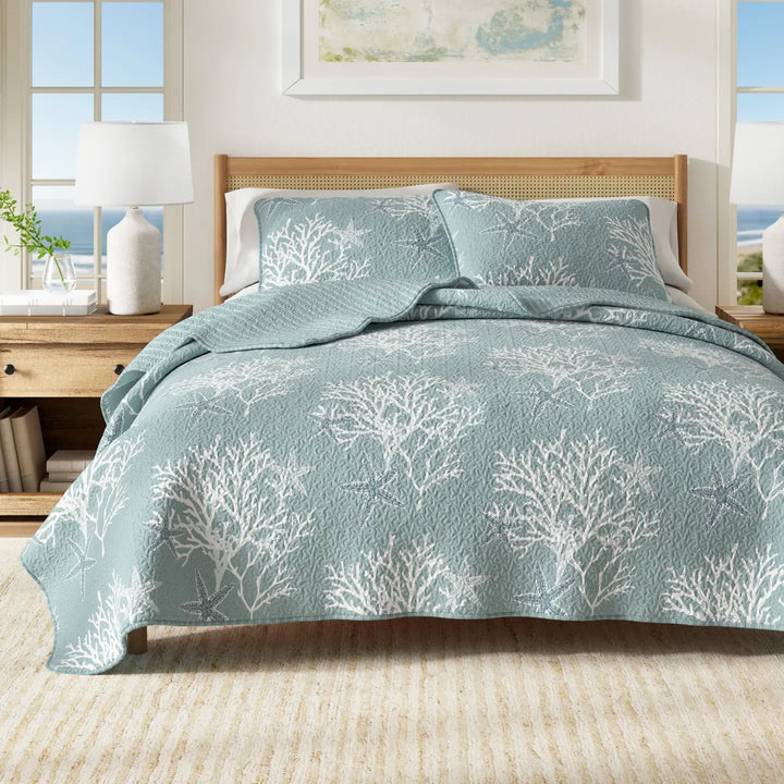 Coastal Fenwick Reversible Quilt Set