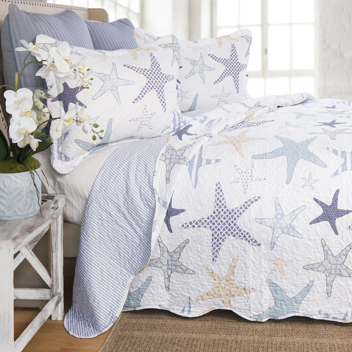 Nautical Starfish Quilt Set - ASsorted Starfish - Reversible to Blue striped - Coastal Compass Home Decor