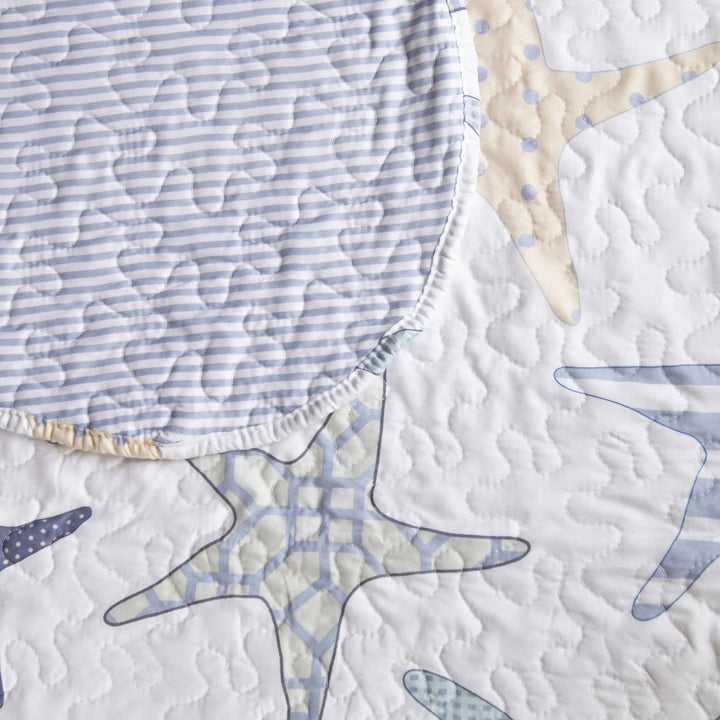 Nautical Starfish Quilt Set - ASsorted Starfish - Reversible to Blue striped - Coastal Compass Home Decor