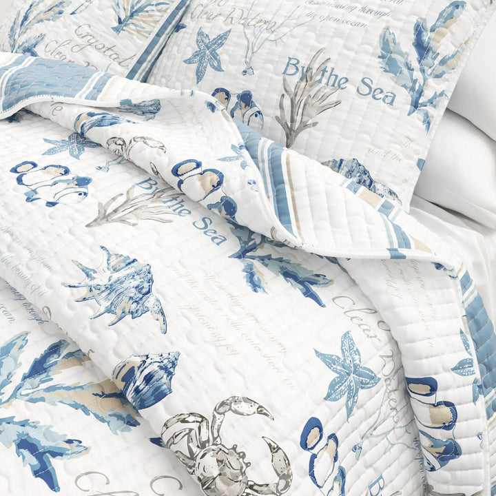 New Castle Reversible Quilt Set