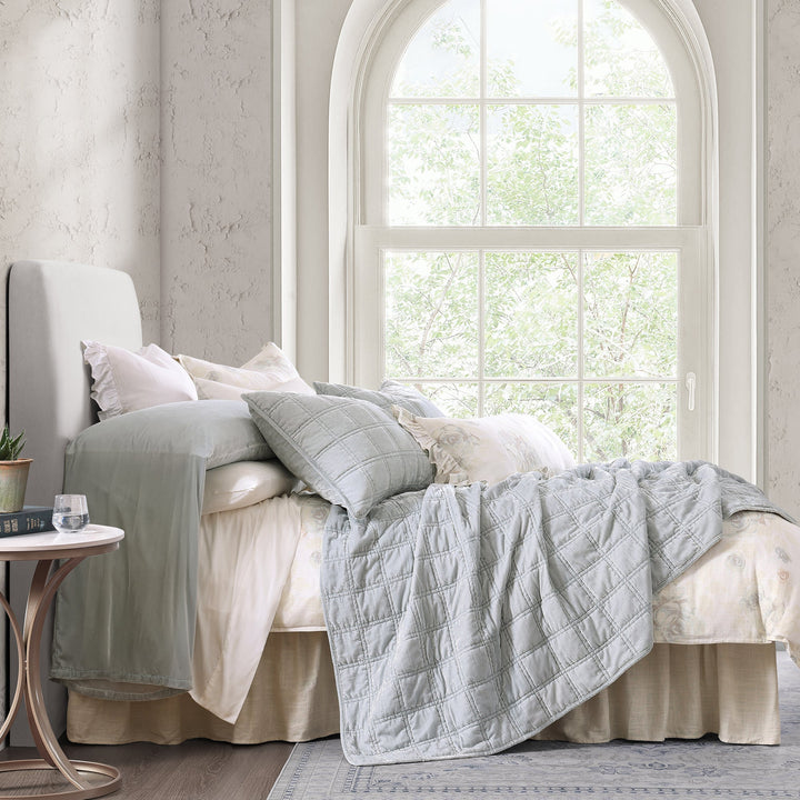 Coastal Cottage Linen Bedding Sets