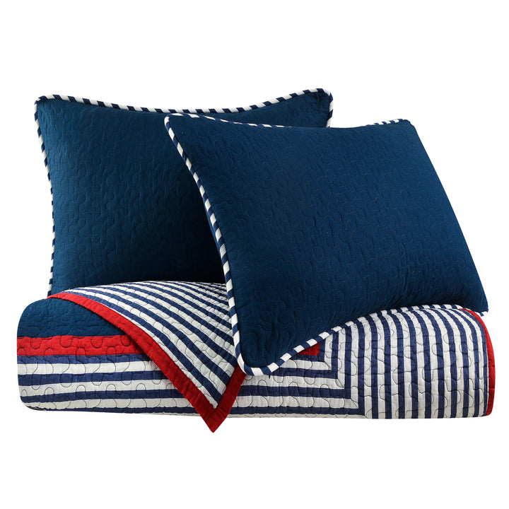 Three Capes Reversible Quilt Set