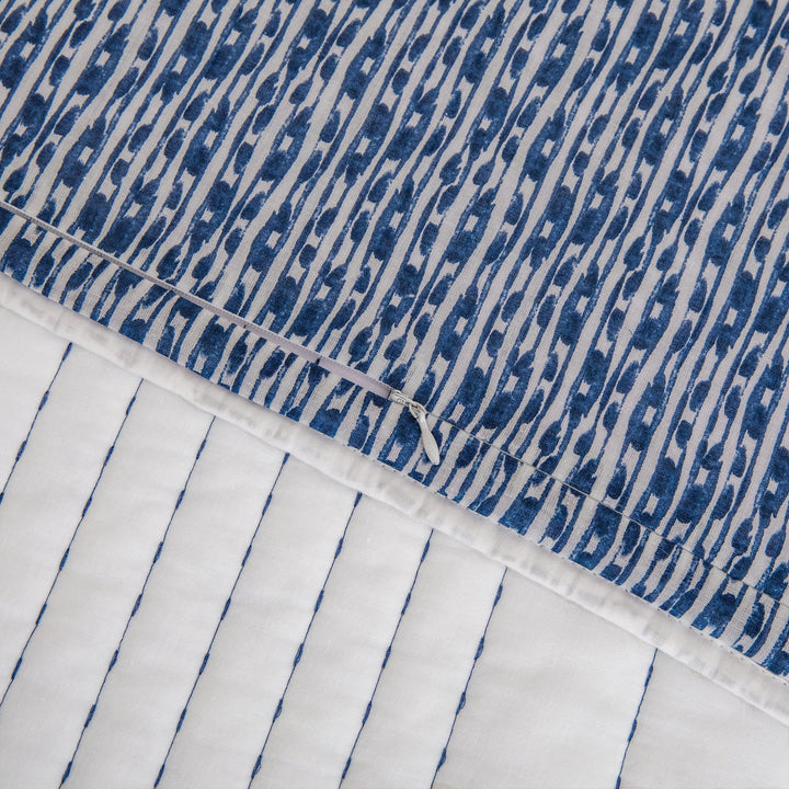 Oceana Reversible Quilt Set