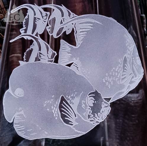 Seaside Crystal Sand Carved Wine Glasses - Carved fish school design - Coastal Compass Home Decor