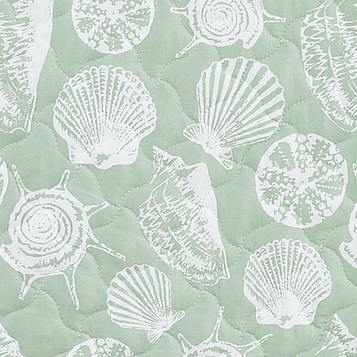 Seashell Green Reversible Quilt Set