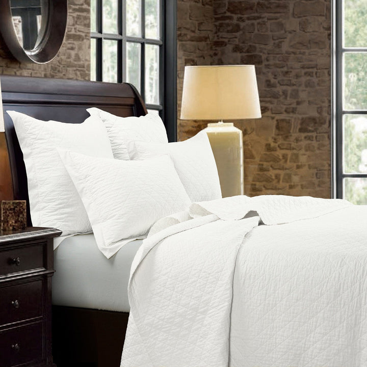Linen Cotton Diamond Quilt Set in Vintage White color from HiEnd Accents