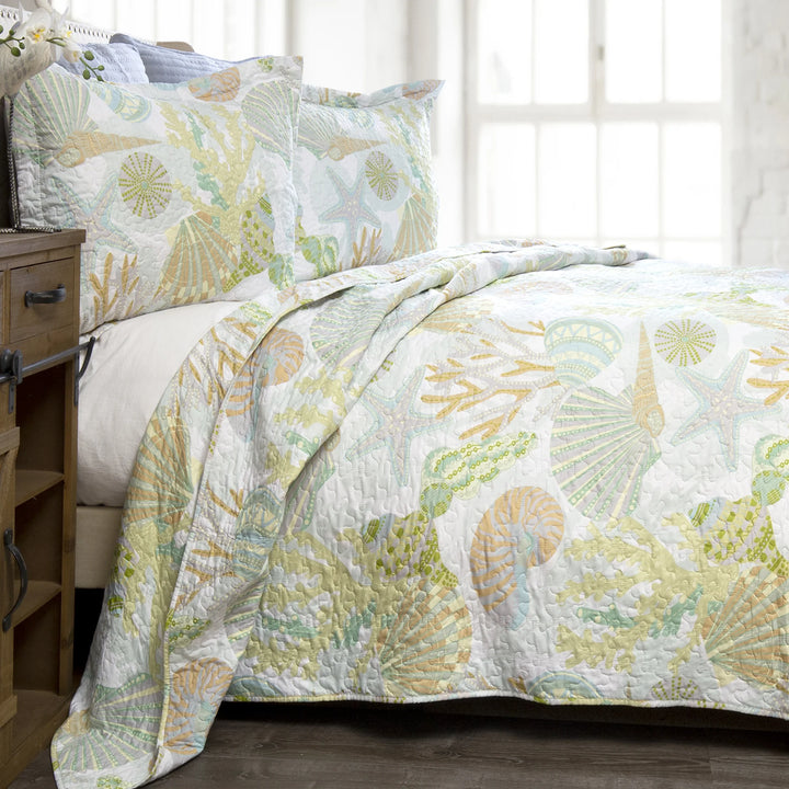 Summer Reef Coastal Quilt Set - Coastal Compass Home Decor