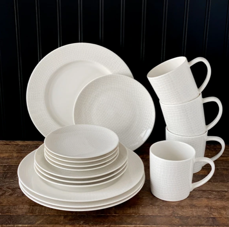 Catch White Rimmed Dinner Plate