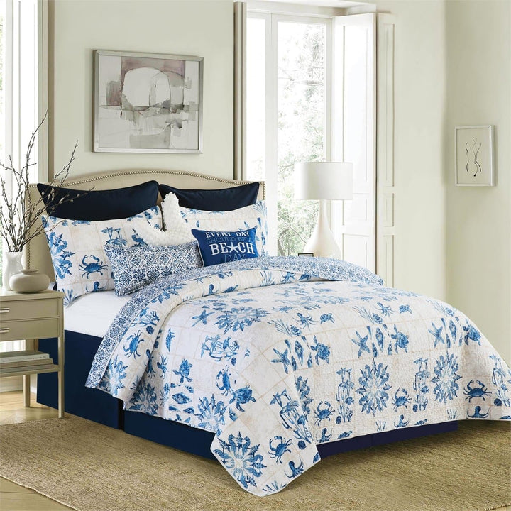 Seaside Bay Quilt Set - Coastal Compass Home Decor - Coastal Bedding