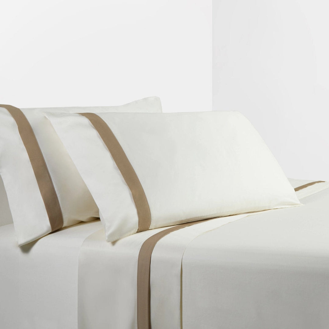350TC Cream Sheet Set with Tan Flange from HiEnd Accents