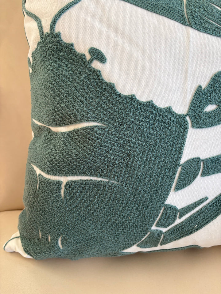 Chain-link Blue Crab Accent Pillow