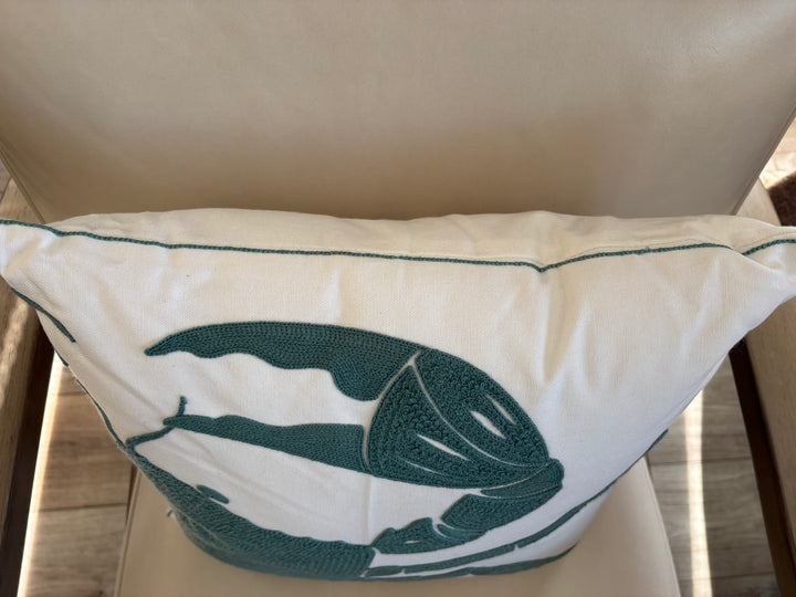 Chain-link Blue Crab Accent Pillow