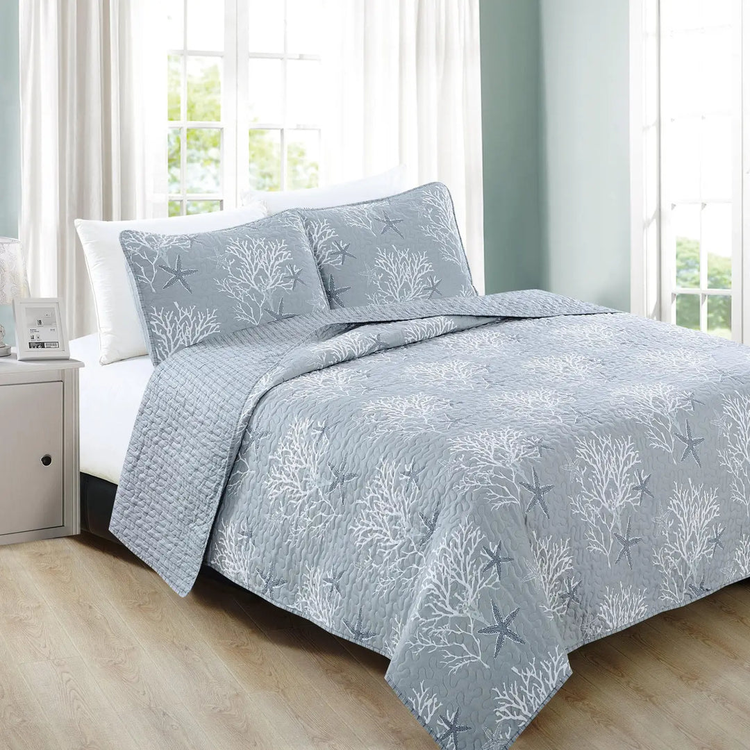 Coastal Fenwick Reversible Quilt Set