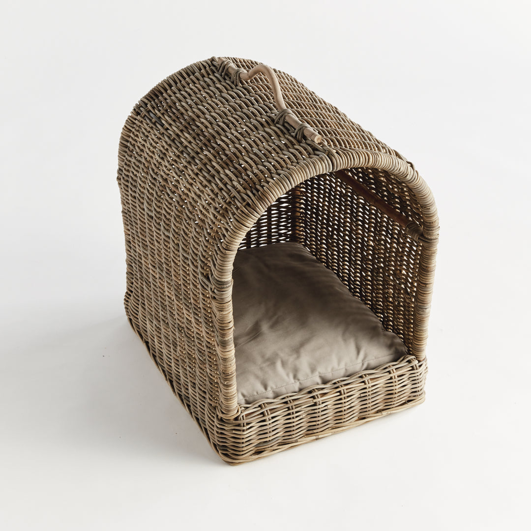 Coastal Haven Rattan Pet Retreat