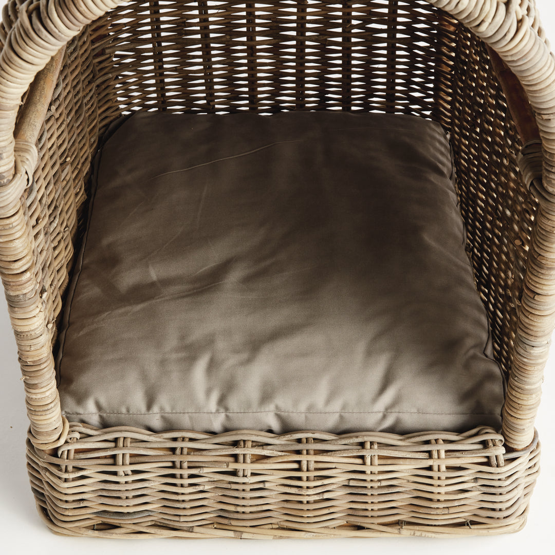 Coastal Haven Rattan Pet Retreat