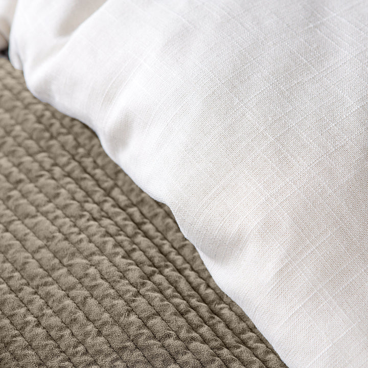 Hera Flange Linen Bedding Set in White color detailed look from HiEnd Accents