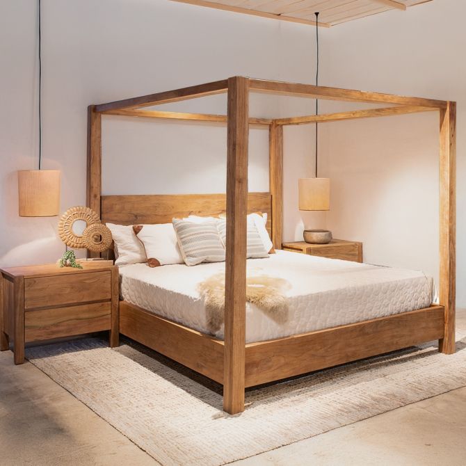 Harbor Frame Canopy Bed