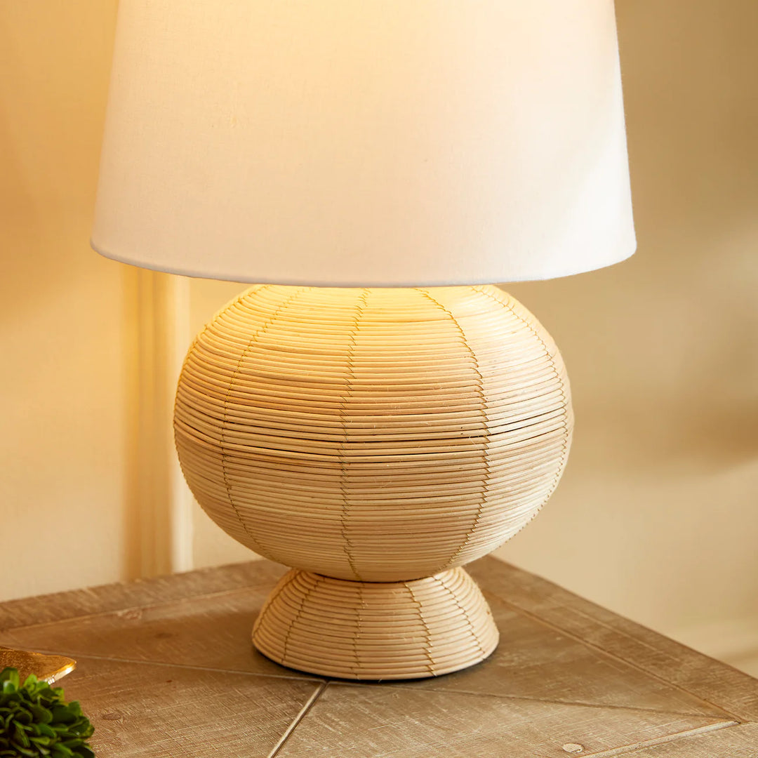Mable Hourglass Lamp