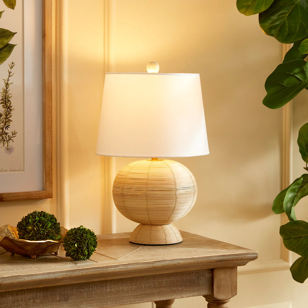 Mable Hourglass Lamp