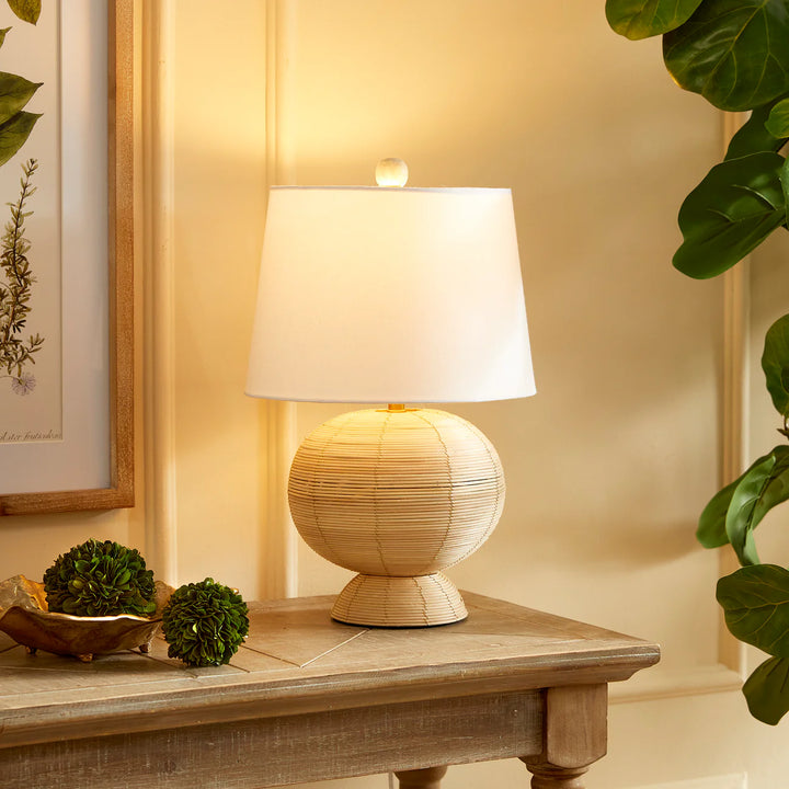 Mable Hourglass Lamp