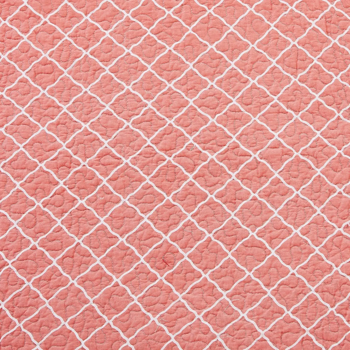 Oceanic Reef Quilt Set - Coral Pink Lattice pattern reverse - Coastal Compass Home Decor