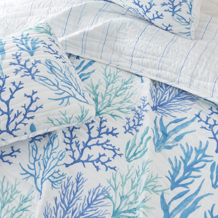Coral Blue Reversible Quilt Set