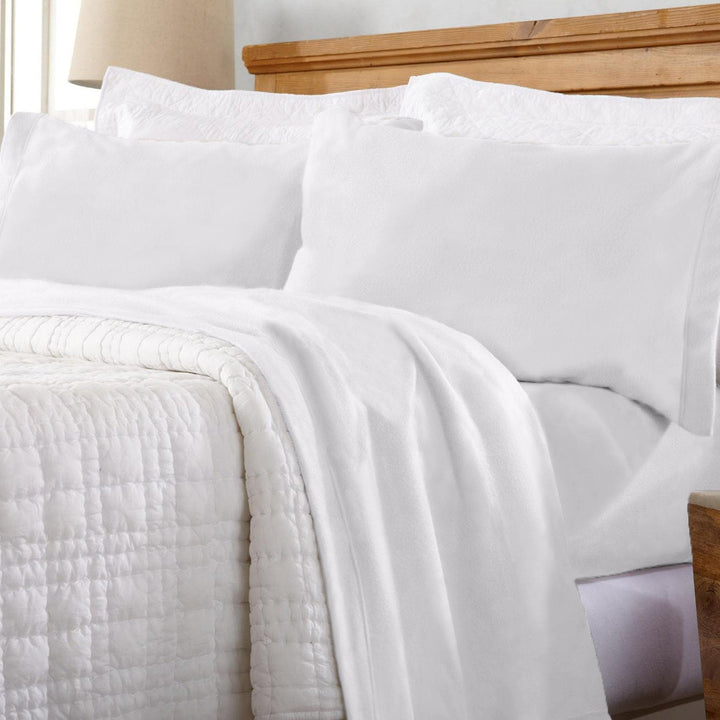 Christina 4-Piece Solid Fleece Sheets