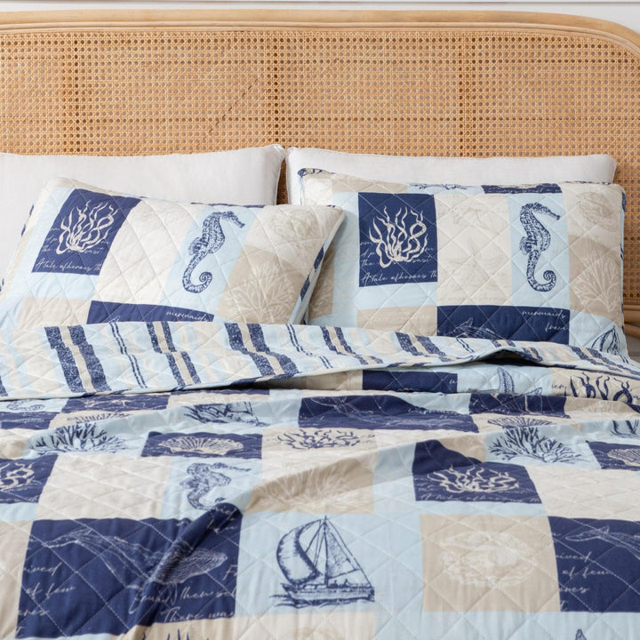 Seaside Patchwork Quilt Set
