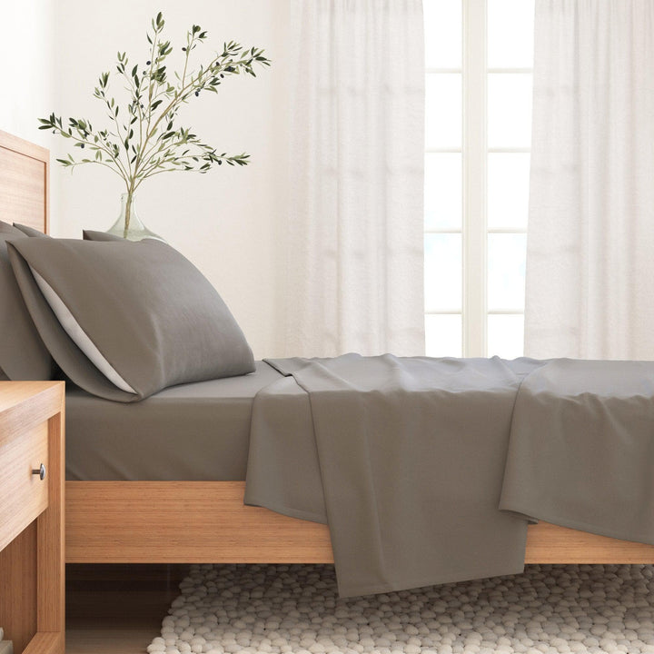Nordic 4-Piece Cotton Solid Flannel Sheet